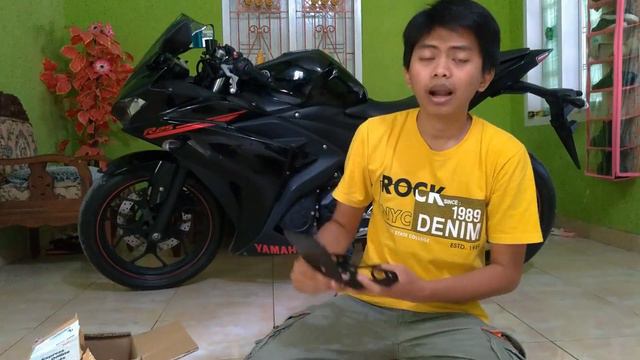 Tail Tidy / Fender Yamaha R25 смотреть онлайн