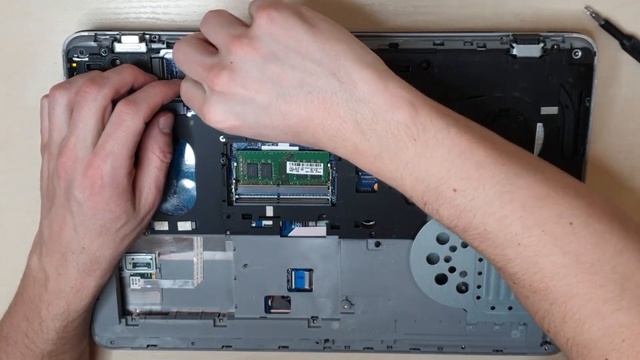 HP ProBook 650 G3 How to disassembly and Clean