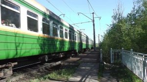 ЭР2К-930 отправляется с платформы Ручьи