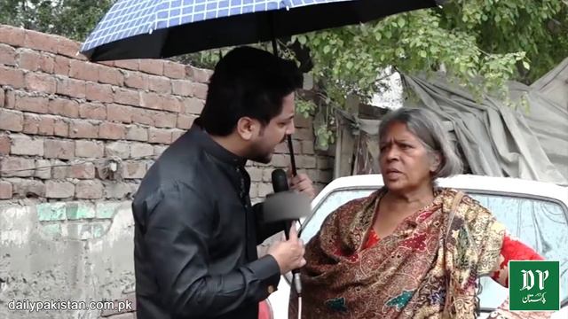 9 MA pass bank ki ala afsar Pakistani Khatoon, Sarak par gari mei zindagi guzarny par majboor ho ga смотреть онлайн