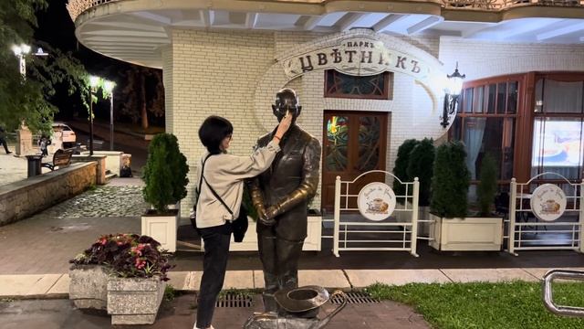 Прилетели в КАВКАЗСКИЕ МИНЕРАЛЬНЫЕ ВОДЫ 2023! Пятигорск в ночи, Санаторий или гостиница Машук?!
