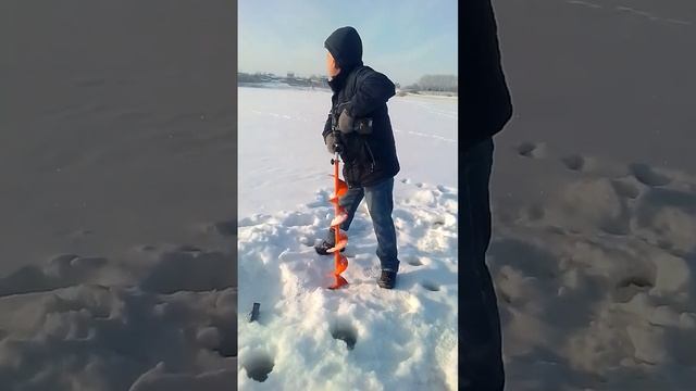 Китайский шуруповёрт для бура 180 мм третий сезон. смотреть онлайн