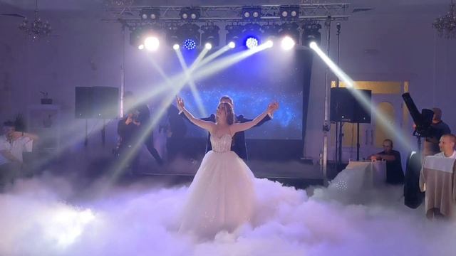 Свадебный танец Love me like you do смотреть онлайн