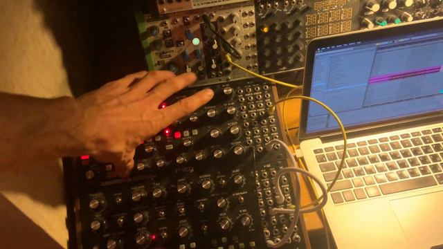 evening drones on modular смотреть онлайн
