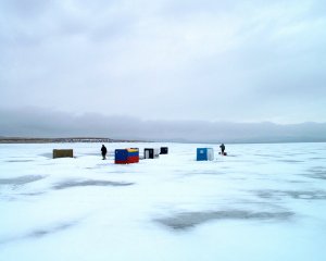 Зимняя рыбалка на Красноярском море. 17.04.2003 года.