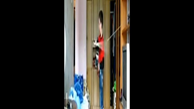 Прикол, пацан с палкой смотреть онлайн