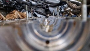 Passat b5+ 1.8t AWM погнутое посадочное место гидрокомпенсатора