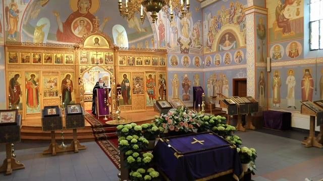 17-04-2020 Вечерня с выносом св. Плащаницы