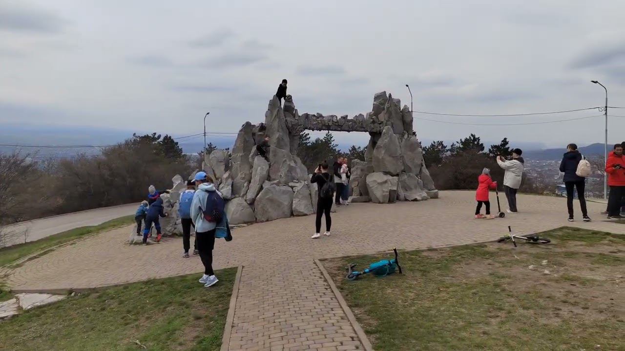 Пятигорск. Ворота любви. Место дуэли М.Ю.Лермонтова. Март 2023 смотреть онлайн