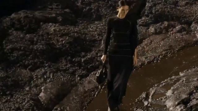 Balenciaga Summer '2023"The Mud Show" || Paris Fashion Week смотреть онлайн