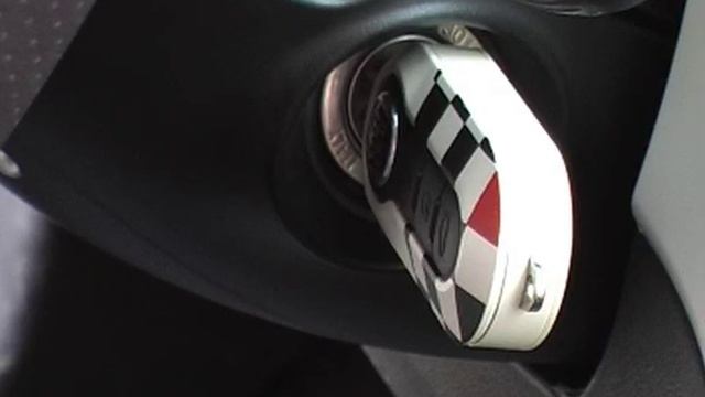 Fiat 500: Intérieur et vie à bord смотреть онлайн