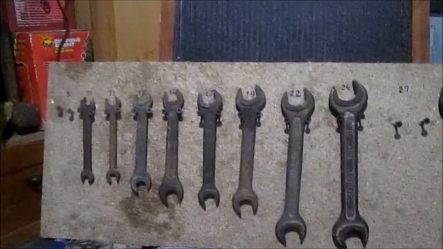КЛЮЧНИЦА ДЛЯ РОЖКОВЫХ ГАЕЧНЫХ КЛЮЧЕЙ.