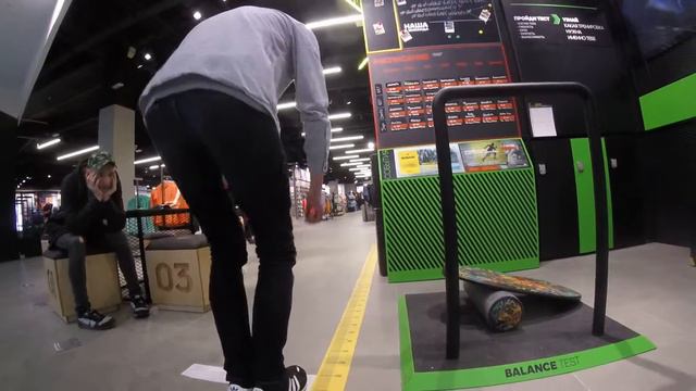 Поездка в Вегас.Adidas.Дрифт на парковке. смотреть онлайн