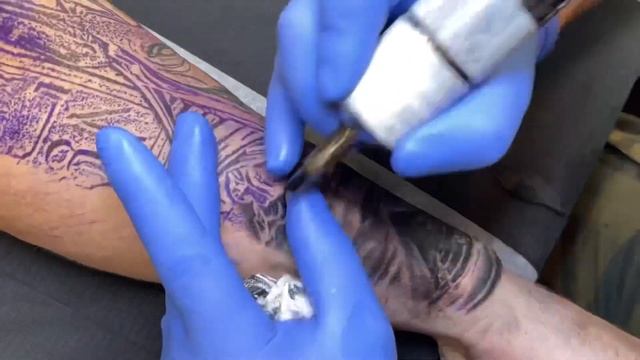 Anubis tattoo time lapse смотреть онлайн