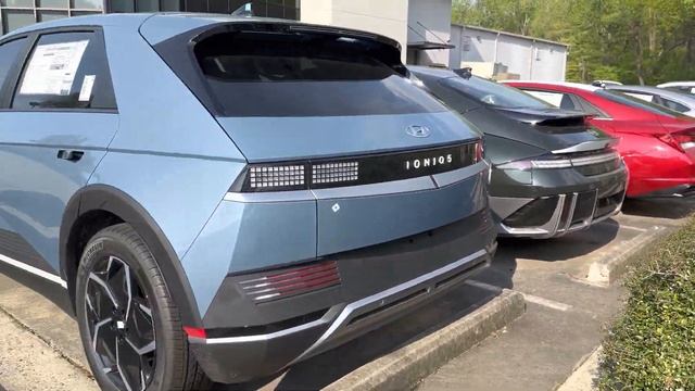 Ioniq 5 vs Ioniq 6: Hyundai 2023 смотреть онлайн