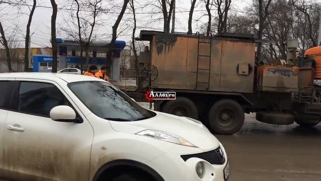 НАНО технологии укладка асфальта в лужу!