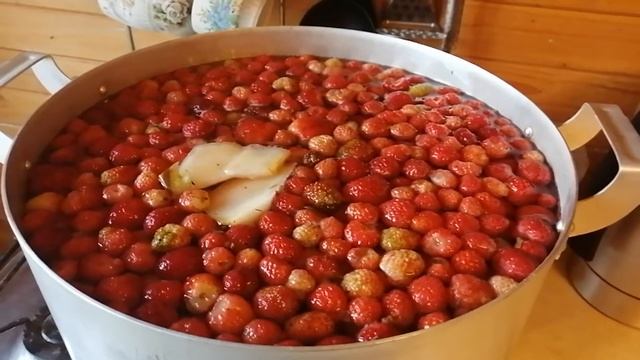 Компот из клубники смотреть онлайн