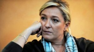 Marine Le Pen oblig&#233;e d&#39;annuler son passage &#224; Paris-Dauphine