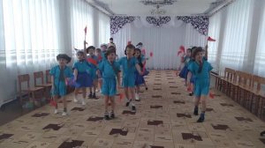 Спортивный танец-перестроение" Защитники Отечества"