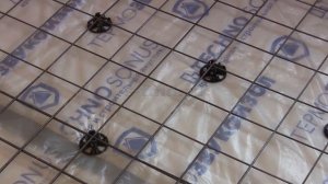 Стяжка пола плавающая поверх шумо, звуко, теплоизоляции какой минимальный  слой как сделать.