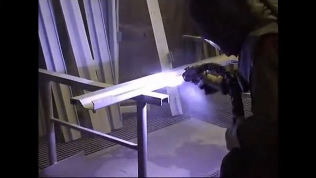 Аппаратура для плазменного напыления металлов. смотреть онлайн