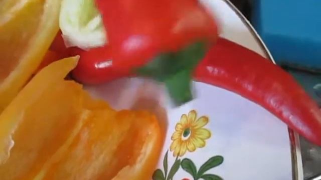 "Заморозка-5. Перец болгарский сладкий! Витамин С – нарезка, салат! Советы!" смотреть онлайн