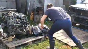 Первый запуск vq35de nissan elgrand e51 на поддоне