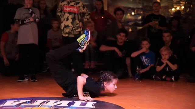 Trailer Official Брейк Лига 2017 Санкт Петербург смотреть онлайн