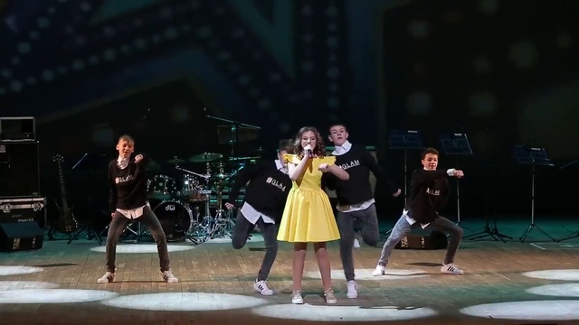 ПЕНЗАКОНЦЕРТ - Сольный концерт Екатерины Бизиной в филармонии