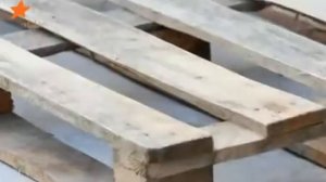 Кровать из Б/У поддонов