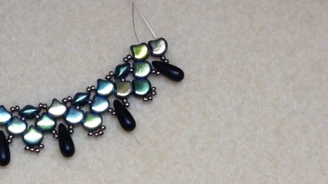 Zig Zag Ginko Drop Beaded Necklace Tutorial смотреть онлайн