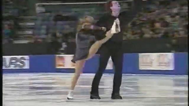 Oksana Kazakova and Artur Dmitriev - 2001 Canadian Open AP