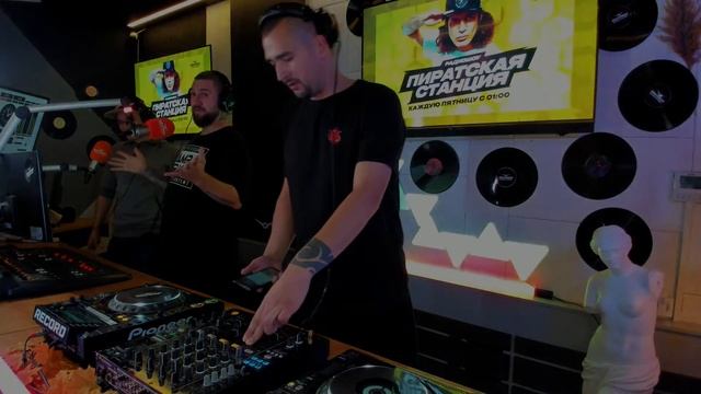 GVOZD и его шоу «Пиратская Станция» в эфире Рекорда! смотреть онлайн