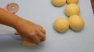 ДОМАШНИЕ БУЛОЧКИ КАК ПУХ БУЛОЧКА БАНТИК. СУТЛИ БАНТИК БУЛОЧКА...