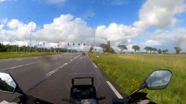 My First Impressions of the 2023 Suzuki V-Strom 800DE