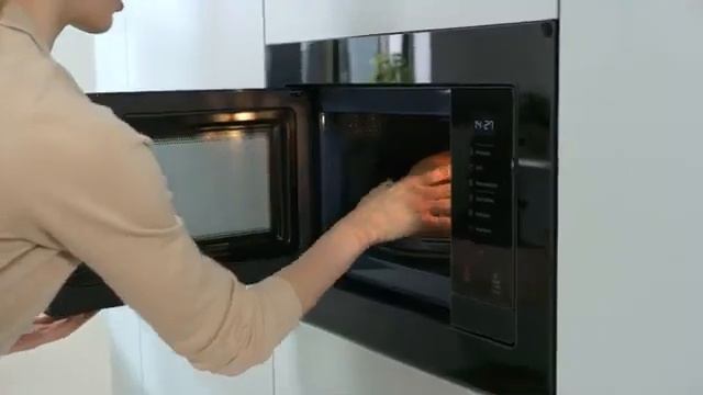 #Anuragunasinghe Samsung New Built-in Trim kit Microwave oven:MQ7000 смотреть онлайн