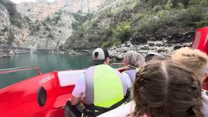 Чиркейское водохранилище. Прогулка на катере (Дагестан )