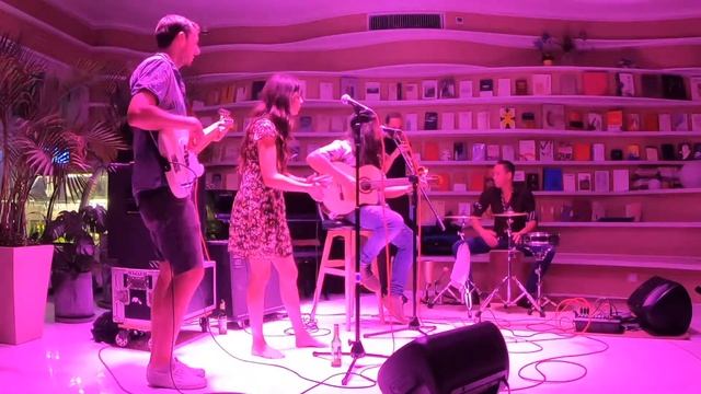 Hanser Santos Cajon Solo (Festejo freestyle) смотреть онлайн