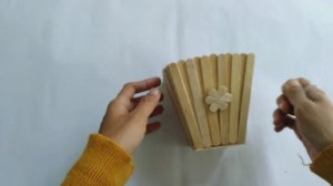 Креативные идеи _ Как сделать вазу для цветов из Палочек от Мороженого _ Ваза для цветов с палочками