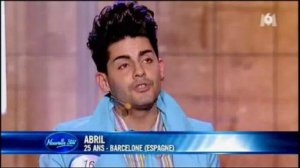 Siegfried, Nour et Abril chantent "partons vite"