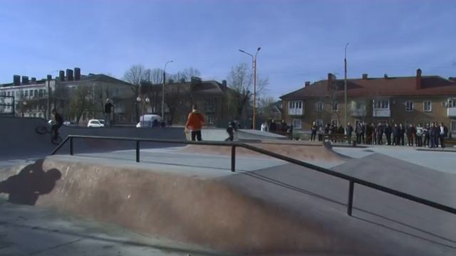 В Армавире открылся новый скейт-парк смотреть онлайн