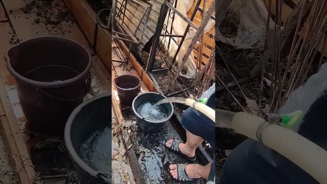 Абиссинка с питьевой водой и мощным напором смотреть онлайн