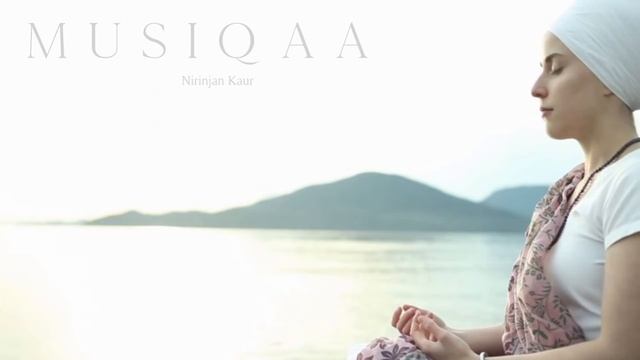 Nirinjan Kaur ⋄ So Purkh ⋄ Gurmukhi and English recitation смотреть онлайн