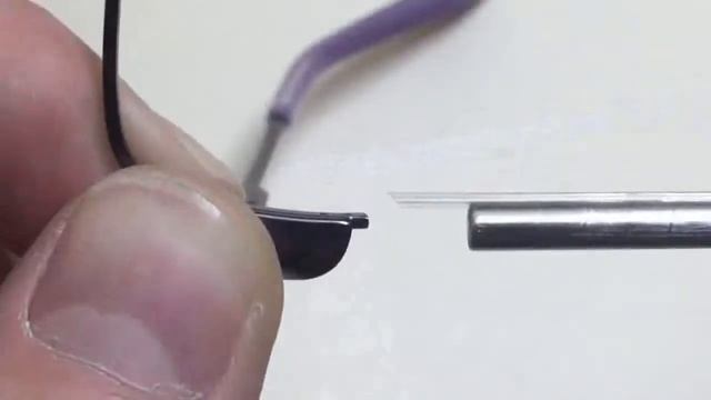 Ремонт и замена лески в очках. Инструмент для установки профильной лески в п/о оправы смотреть онлайн