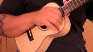 Koolau Hawaiian Ash Ukulele with Ko'olau Alohi Strings