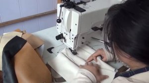 Одноигольная швейная машина челночного стежка с тройным продвижением для сверхтяжелых материалов