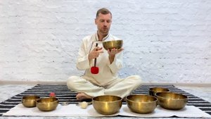 Техника игры на поющих чашах: Ударная техника