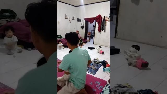 makan sore bayi kembar 3 смотреть онлайн