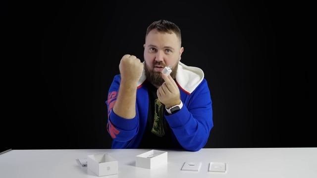 Распаковка iPhone 4 - в ожидании iPhone 12. Дизайн длиною в 10 лет...