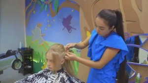 Прическа с косами для девочки